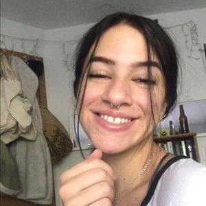 Meet your Posher, Chabree